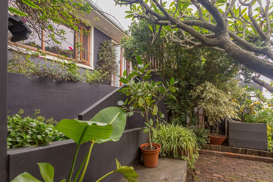 3 Bedroom Property for Sale in Green Point Western Cape